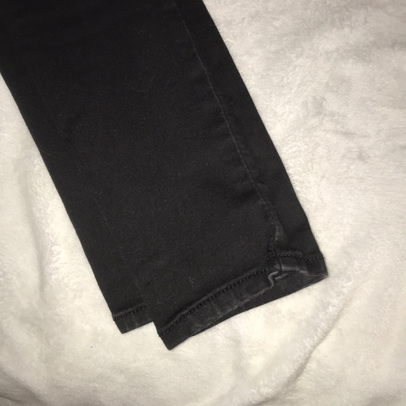 Jeans - Picture 3 of 3